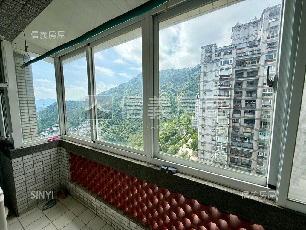 達觀尊爵豪景電梯美屋房屋室內格局與周邊環境