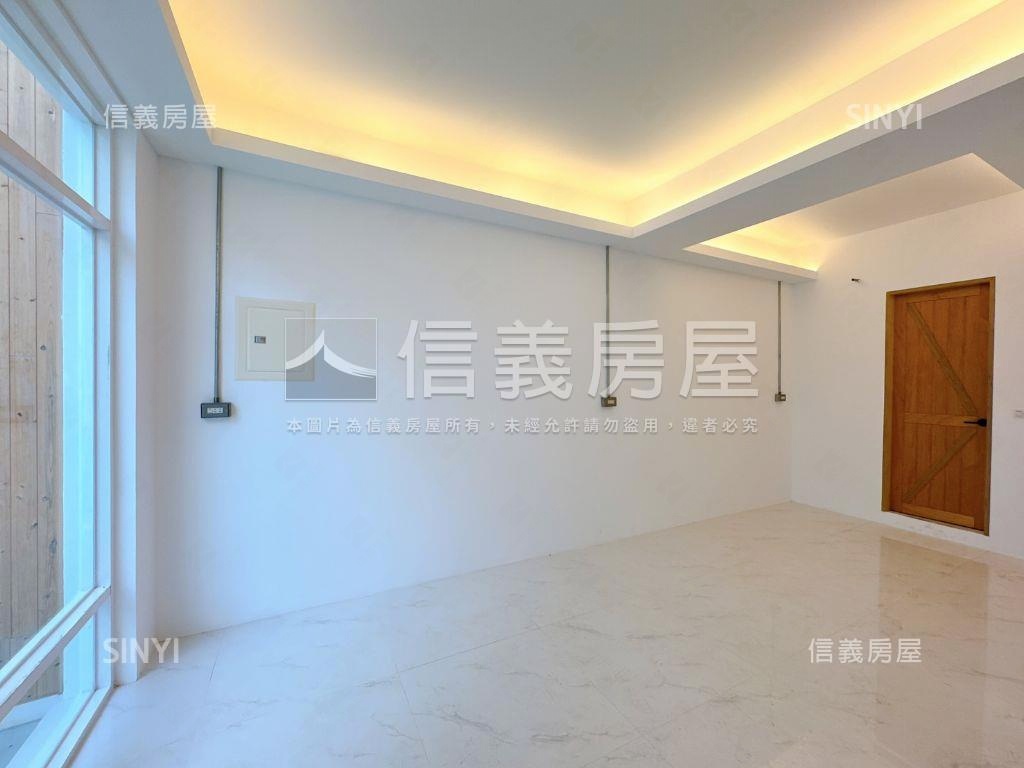 後甲平實純白設計美透天房屋室內格局與周邊環境