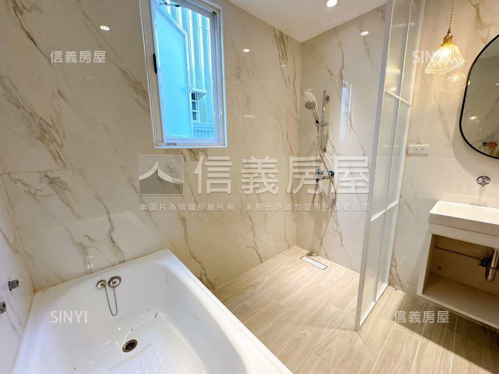 後甲平實純白設計美透天房屋室內格局與周邊環境
