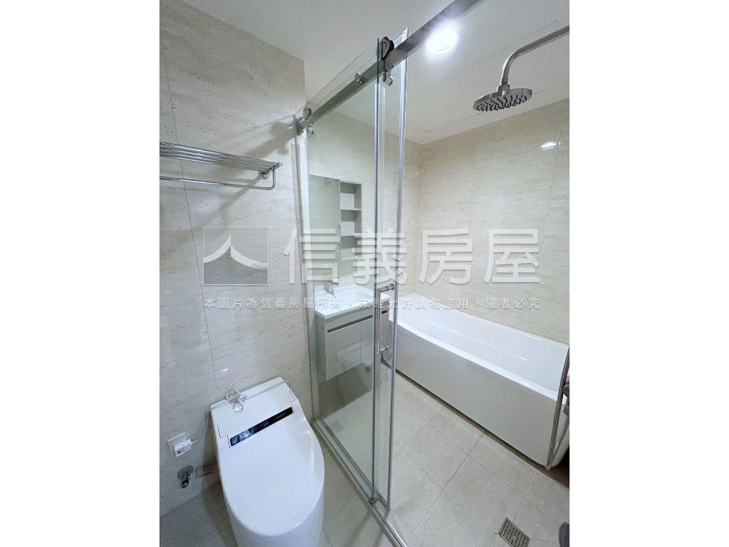 愛情河左岸精裝質感兩房房屋室內格局與周邊環境