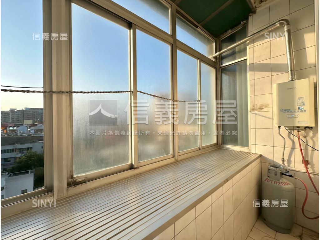 八里稀有釋出公寓三房房屋室內格局與周邊環境