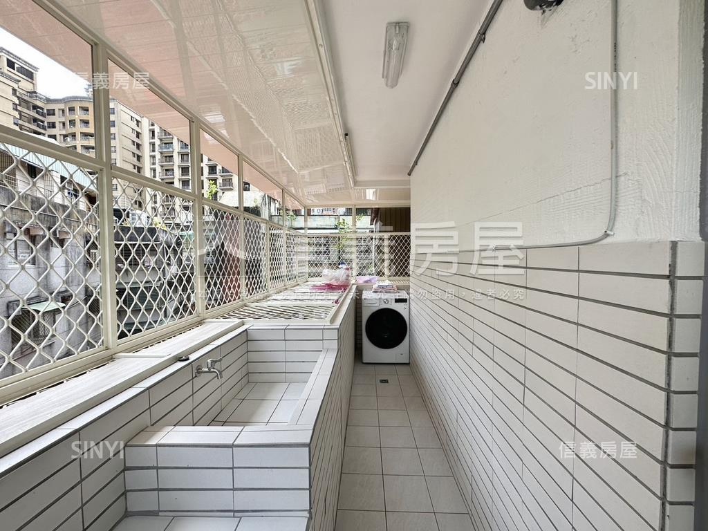 ▲新裝潢大坪林電梯▲房屋室內格局與周邊環境