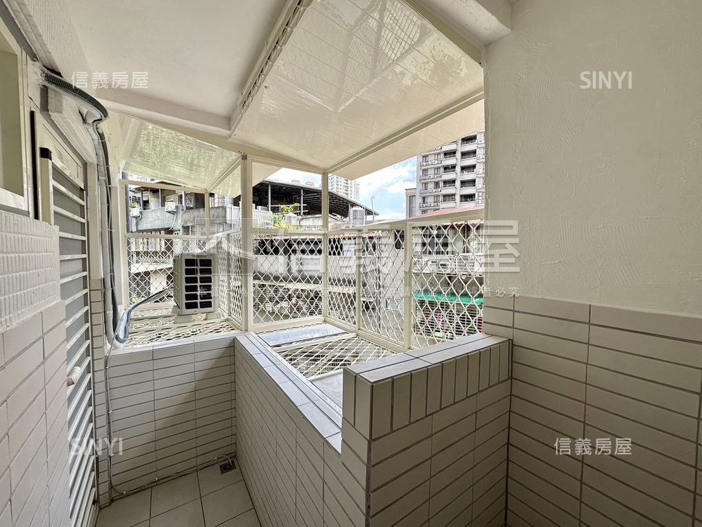 ▲新裝潢大坪林電梯▲房屋室內格局與周邊環境