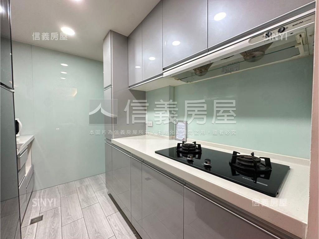 大安站美三房附車位房屋室內格局與周邊環境