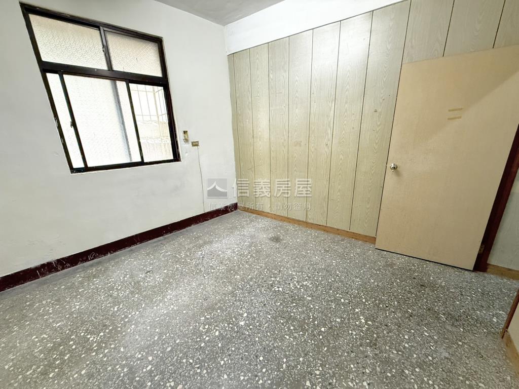 近徐匯中學站公寓二樓房屋室內格局與周邊環境