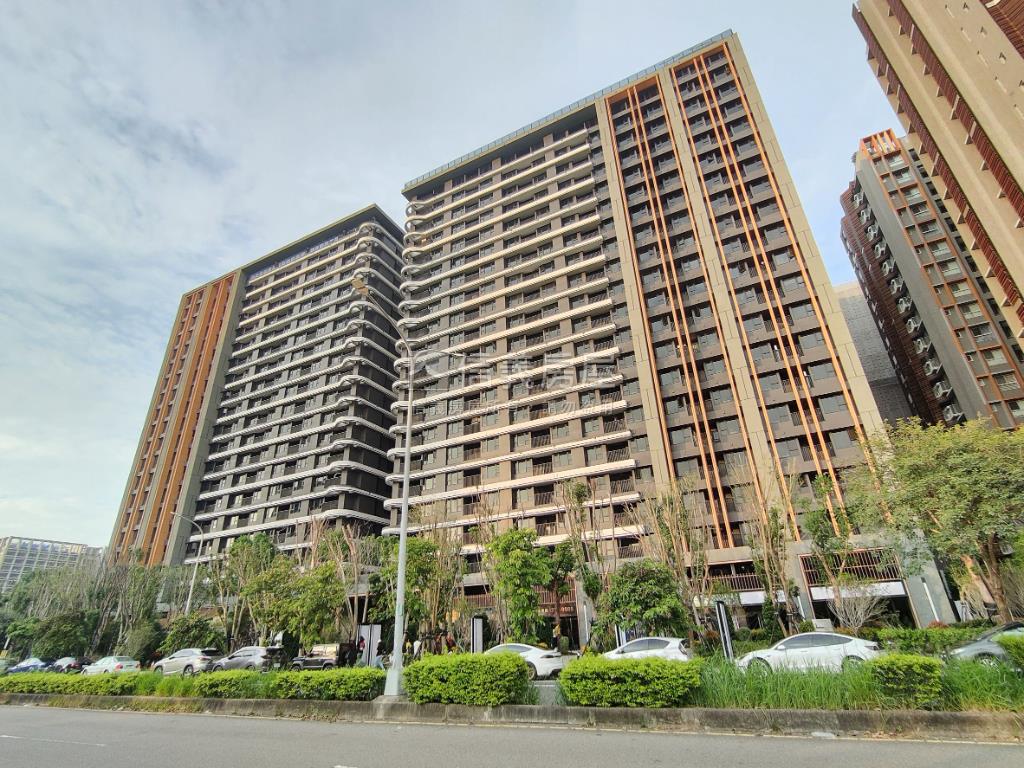 近青埔高鐵站站前新銳兩房房屋室內格局與周邊環境