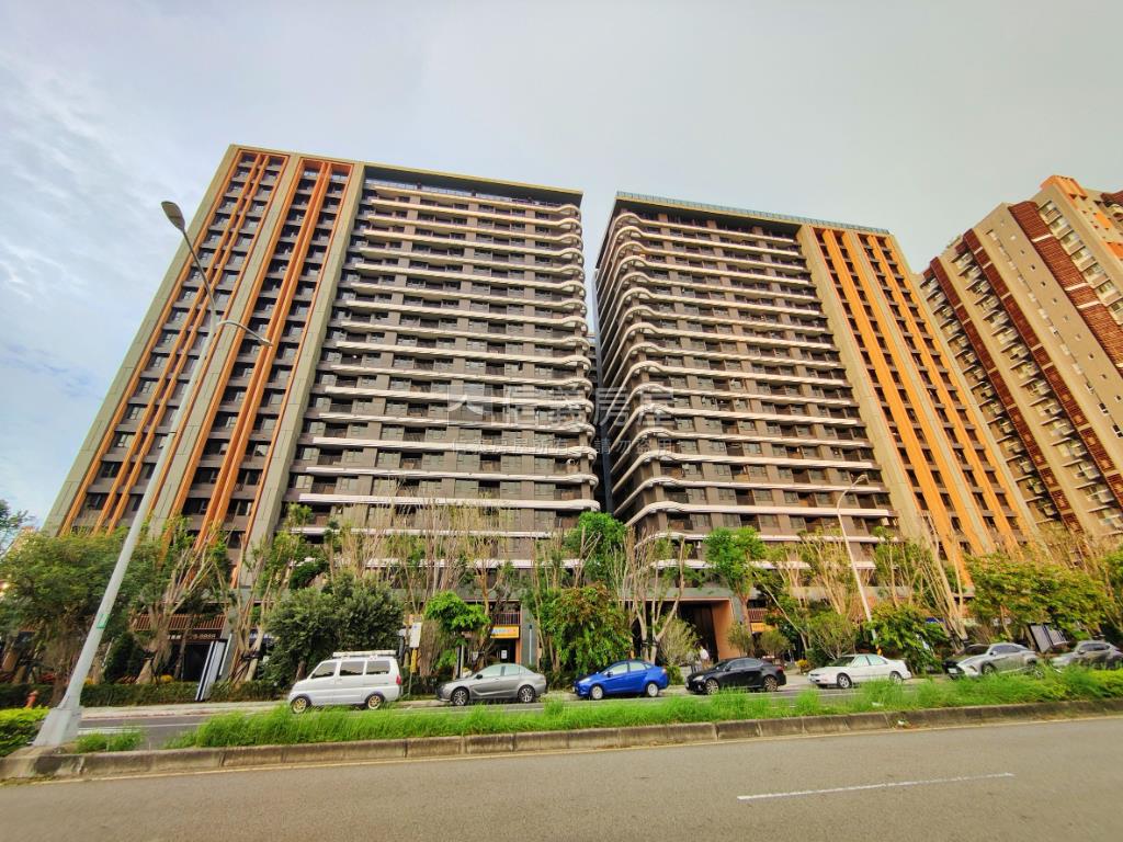 近青埔高鐵站站前新銳兩房房屋室內格局與周邊環境