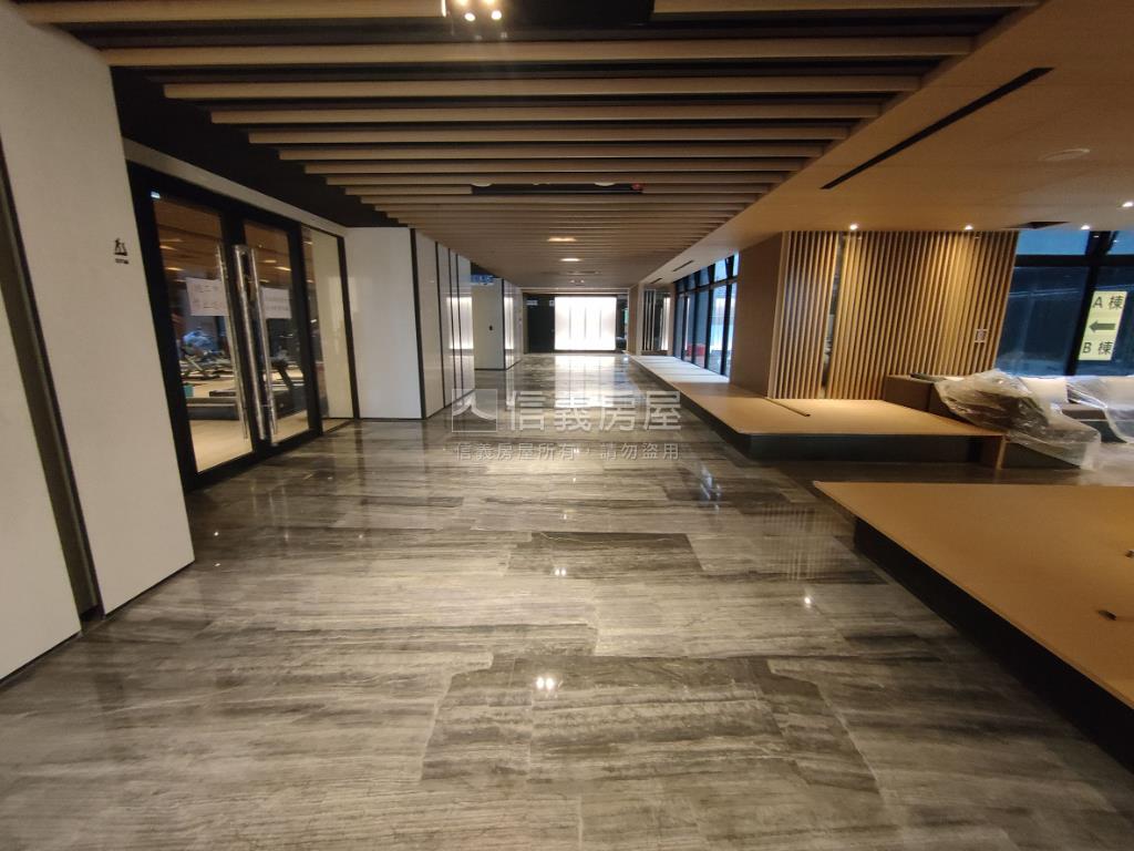 近青埔高鐵站站前新銳兩房房屋室內格局與周邊環境
