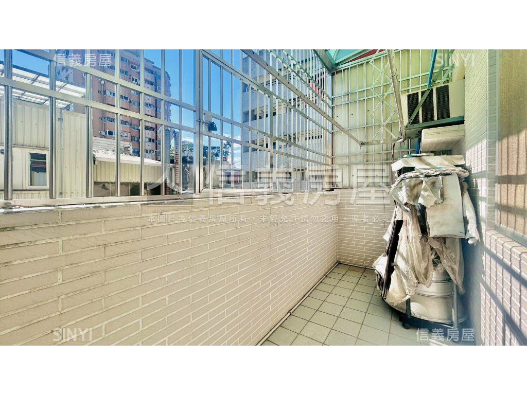 公益路旁透天Ｂ房屋室內格局與周邊環境