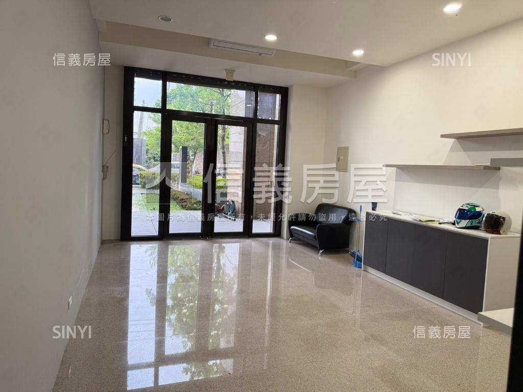 坤悅君臨美樓店房屋室內格局與周邊環境