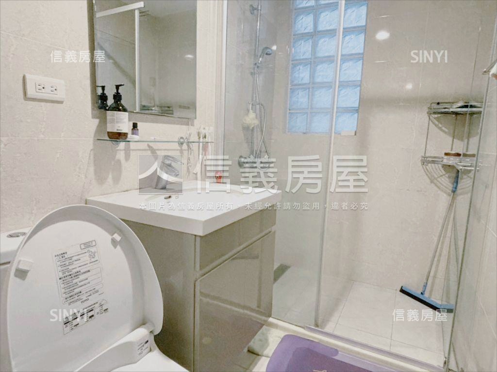 稀有釋出第凡內露臺戶房屋室內格局與周邊環境