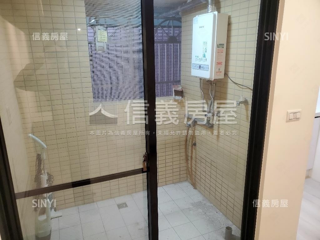 第一讚典雅電梯房屋室內格局與周邊環境