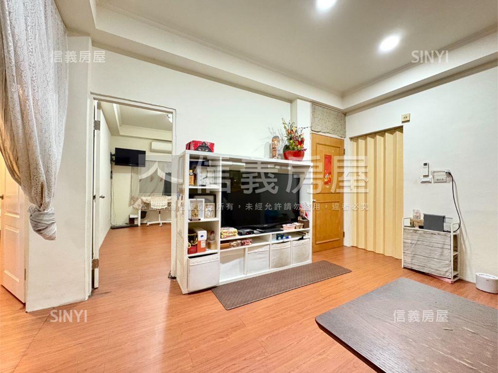 忠孝海關靜巷低總公寓一樓房屋室內格局與周邊環境