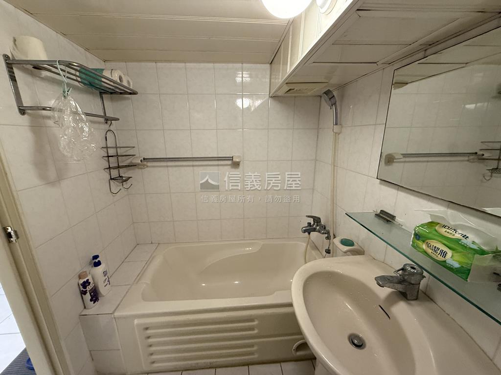 新接⭐菓嶺山莊高樓景觀邸房屋室內格局與周邊環境