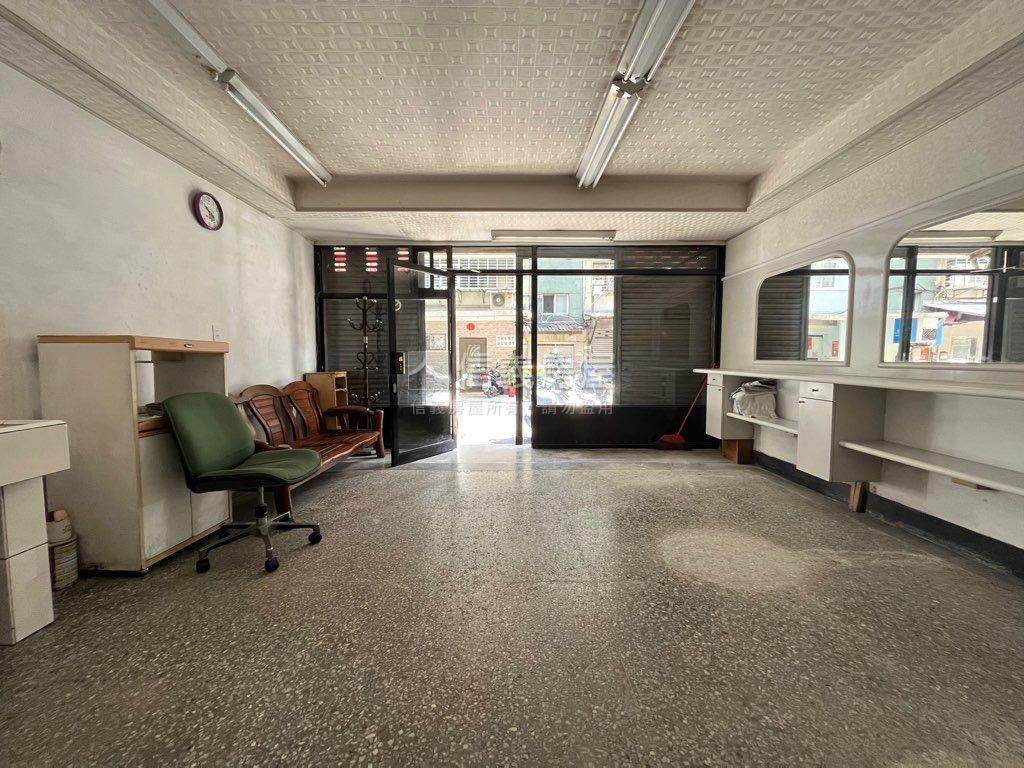 未來捷運採光方正店辦房屋室內格局與周邊環境