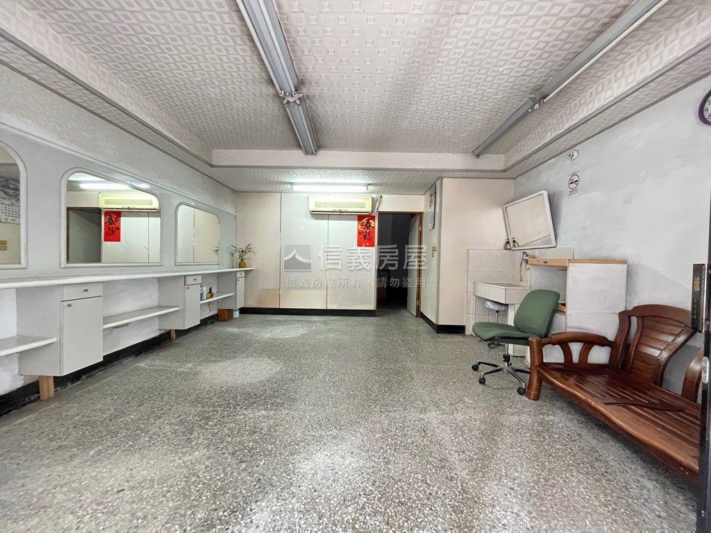 未來捷運採光方正店辦房屋室內格局與周邊環境