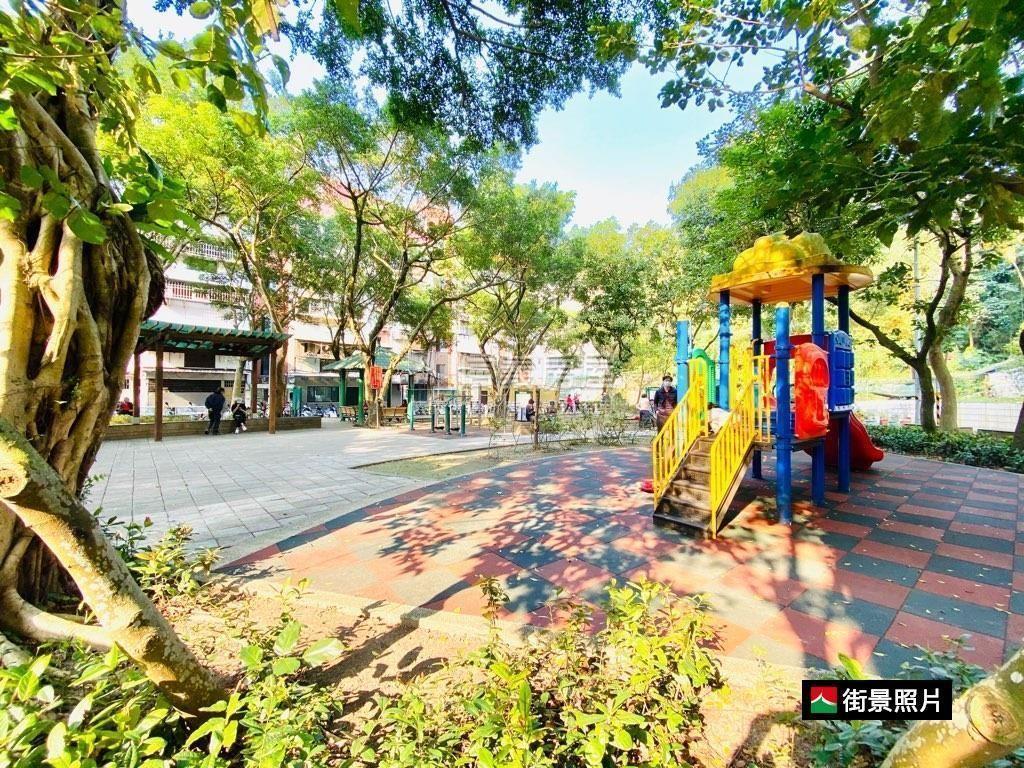 未來捷運採光方正店辦房屋室內格局與周邊環境