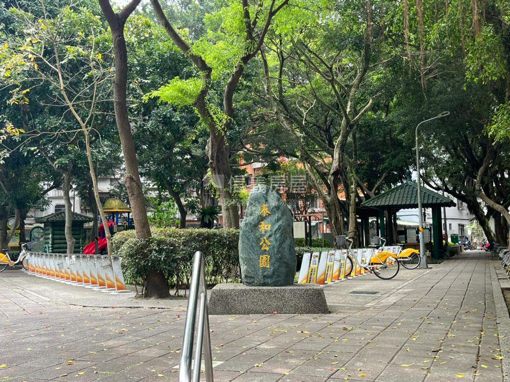 未來捷運採光方正店辦房屋室內格局與周邊環境