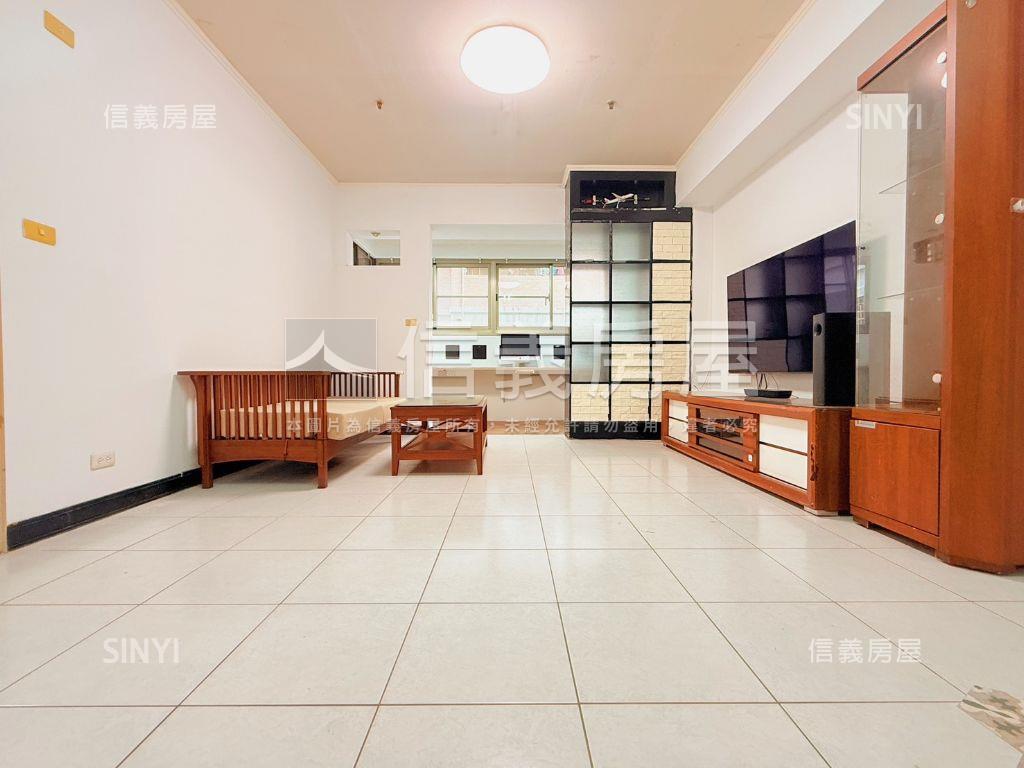 河堤高樓大改２房平車房屋室內格局與周邊環境