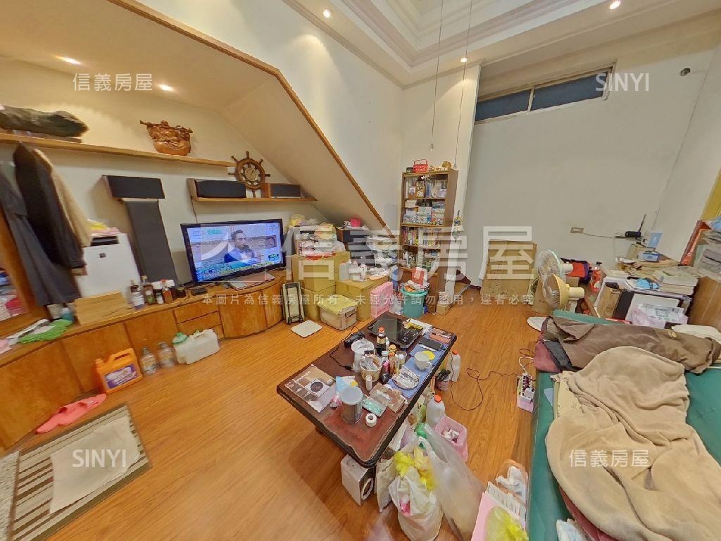 中正商圈★稀有邊間住店房屋室內格局與周邊環境