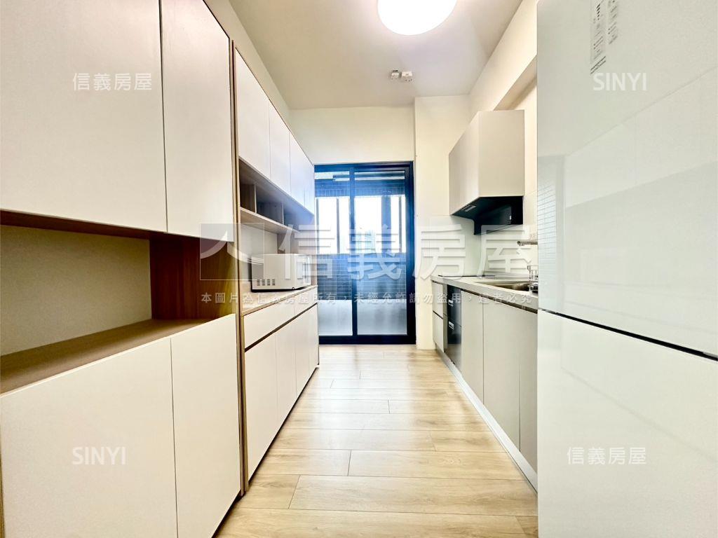 專任Ａ案東區全新三房平車房屋室內格局與周邊環境