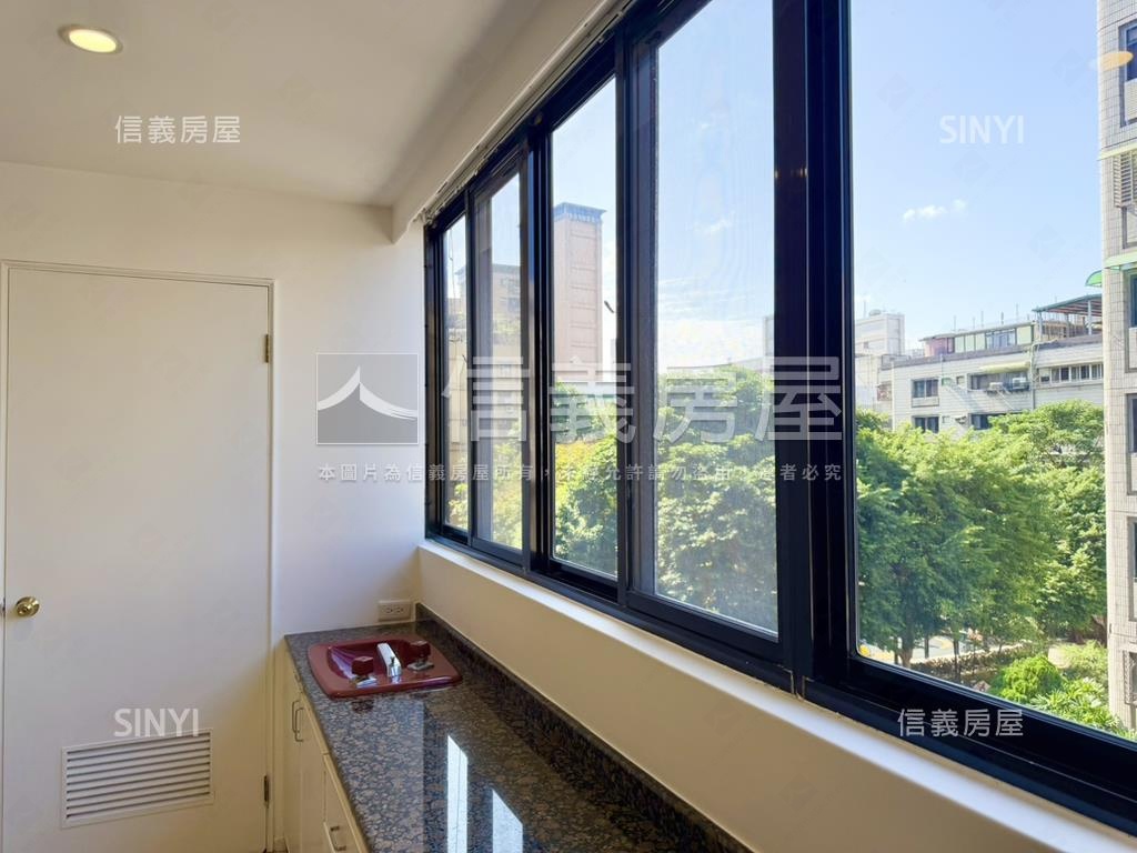 看公園景觀祥瑞園四樓房屋室內格局與周邊環境