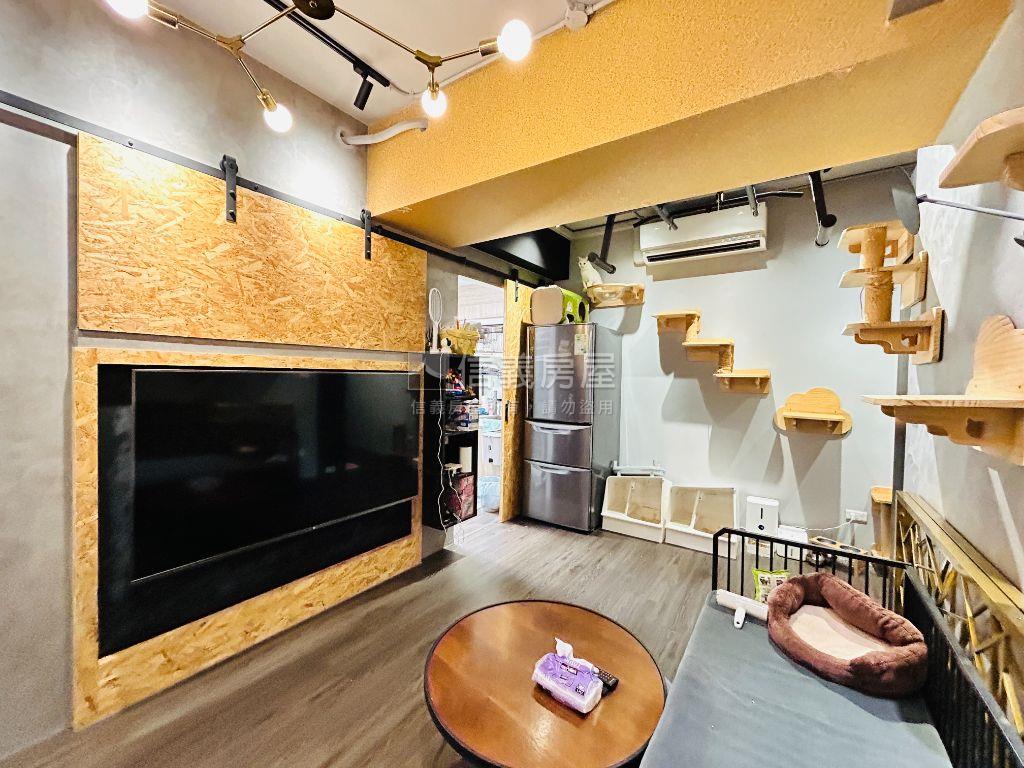 仁義重劃區仁仁愛電梯豪邸房屋室內格局與周邊環境