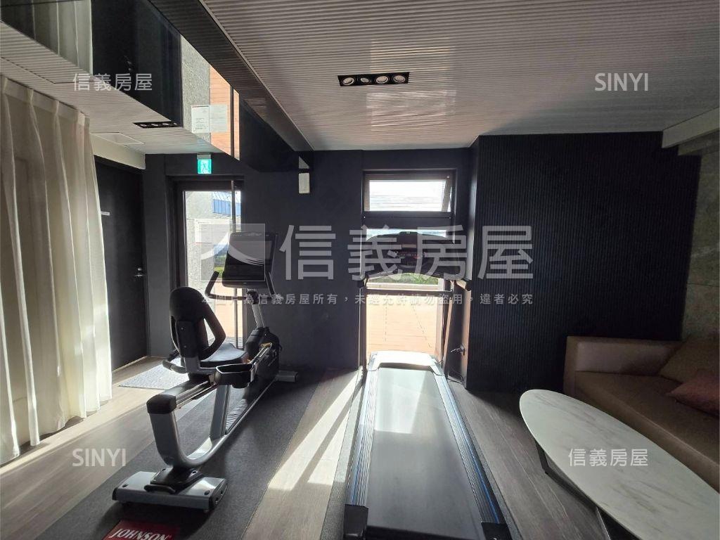 【耕云】精緻美妝挑高２房房屋室內格局與周邊環境