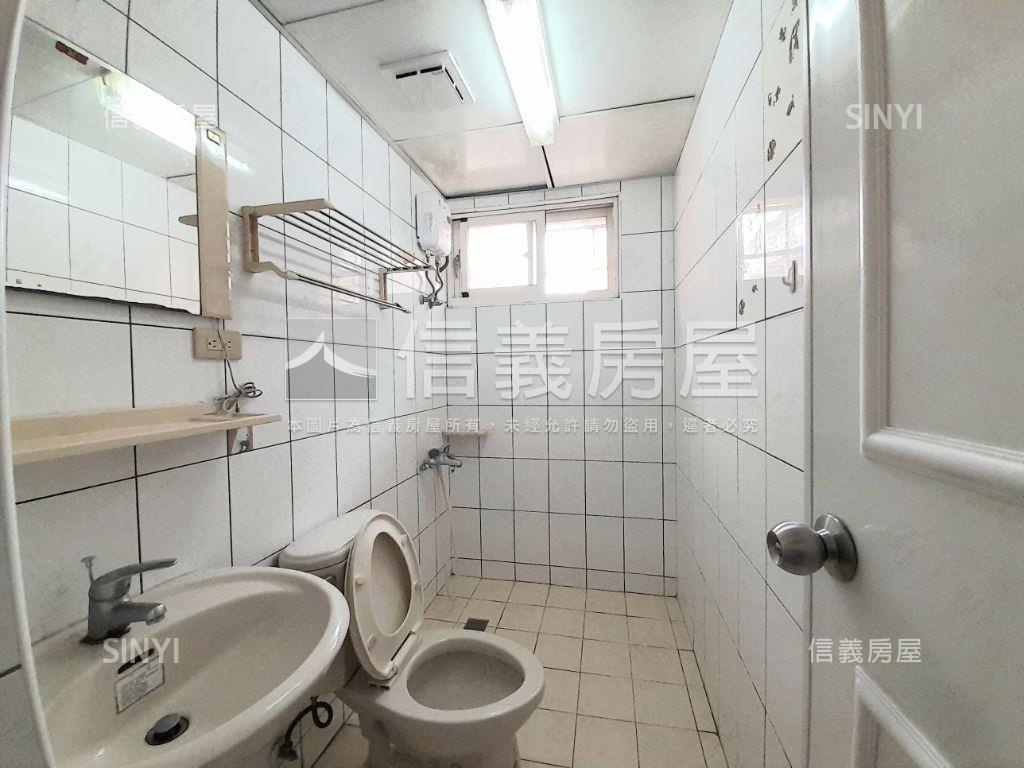 中國醫大地坪置產電梯透套房屋室內格局與周邊環境