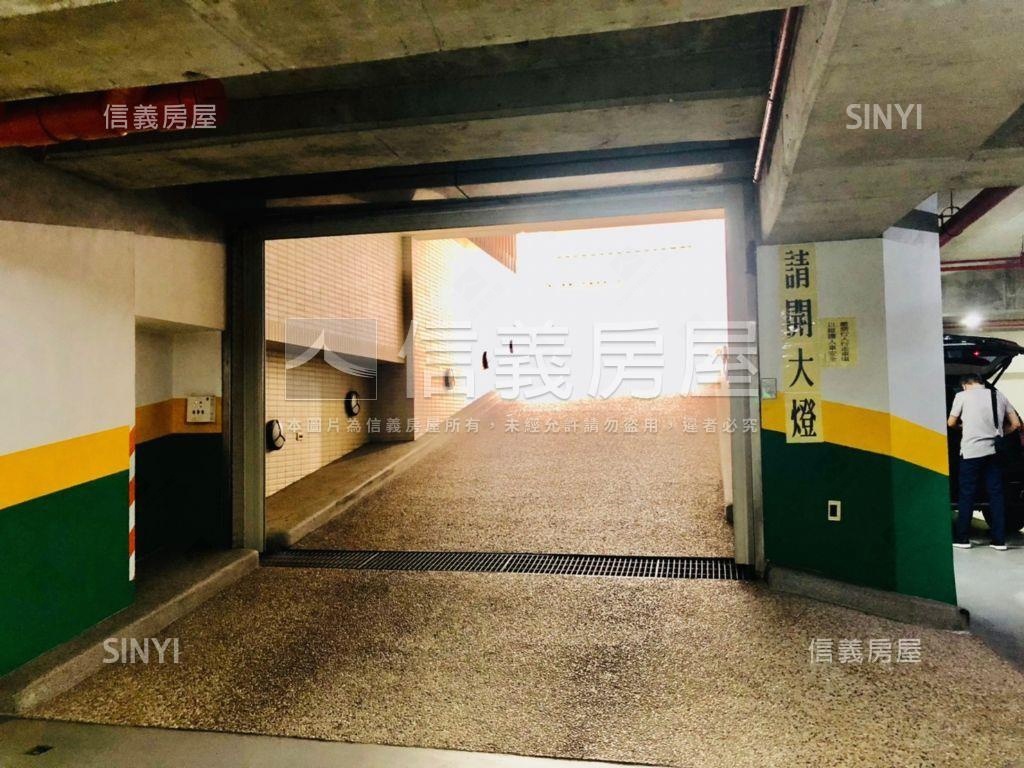 松廈車位四十六號房屋室內格局與周邊環境