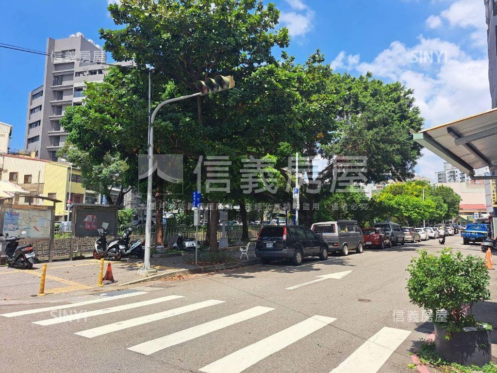 太平路雙併大透店套房屋室內格局與周邊環境