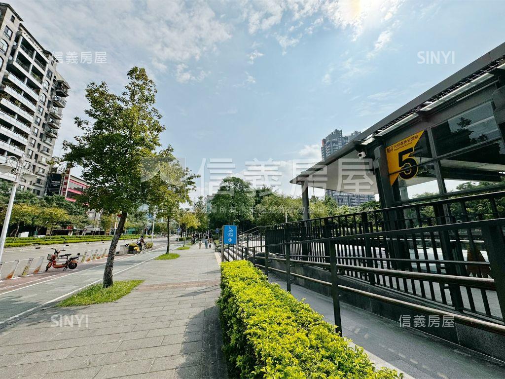 大安捷運站店辦可掛招牌房屋室內格局與周邊環境