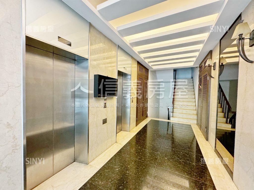 大安捷運站店辦可掛招牌房屋室內格局與周邊環境