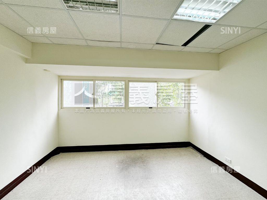 大安捷運站店辦可掛招牌房屋室內格局與周邊環境