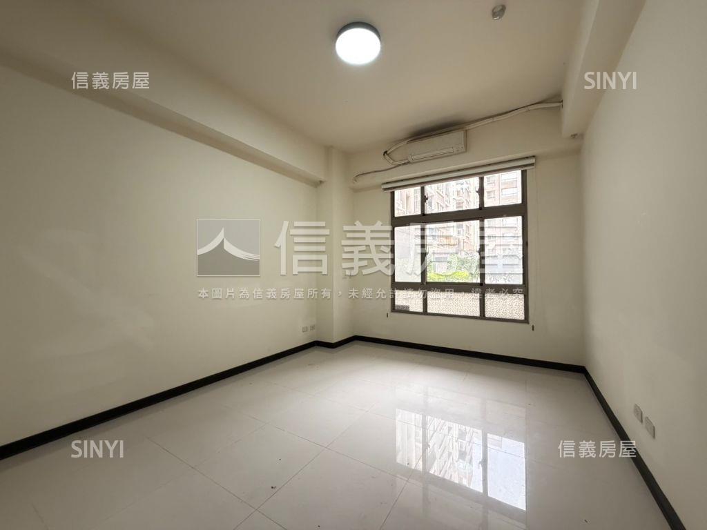舞揚一綻一樓大兩房雙車位房屋室內格局與周邊環境