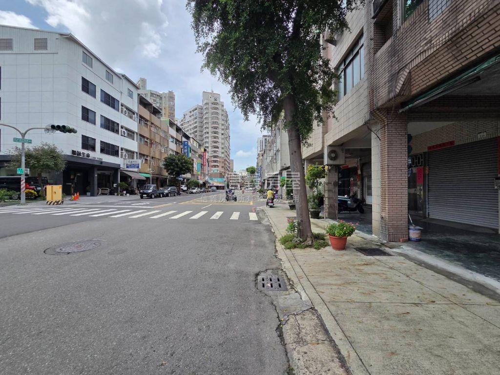 陽明商圈！皓東大地坪店透房屋室內格局與周邊環境