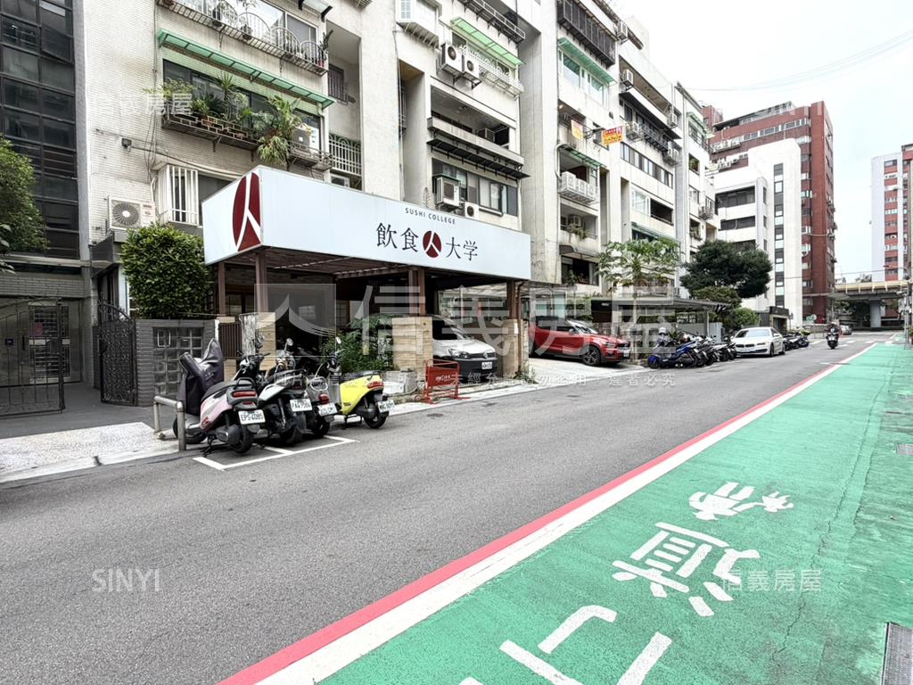 國泰中泰大面寬一樓庭院戶房屋室內格局與周邊環境