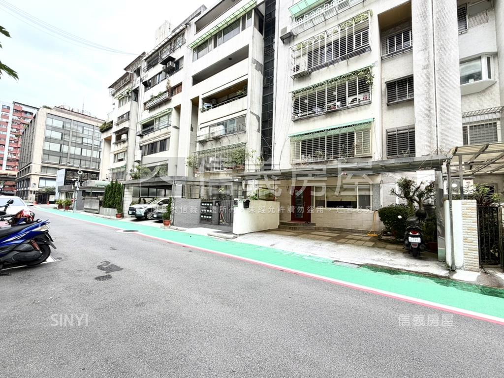 國泰中泰大面寬一樓庭院戶房屋室內格局與周邊環境