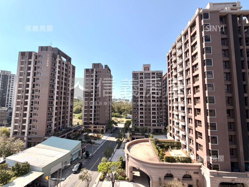 金鶯一品．素雅三房車位房屋室內格局與周邊環境