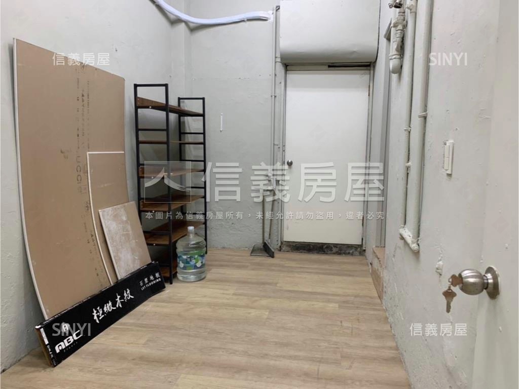 松江長安角間店面房屋室內格局與周邊環境