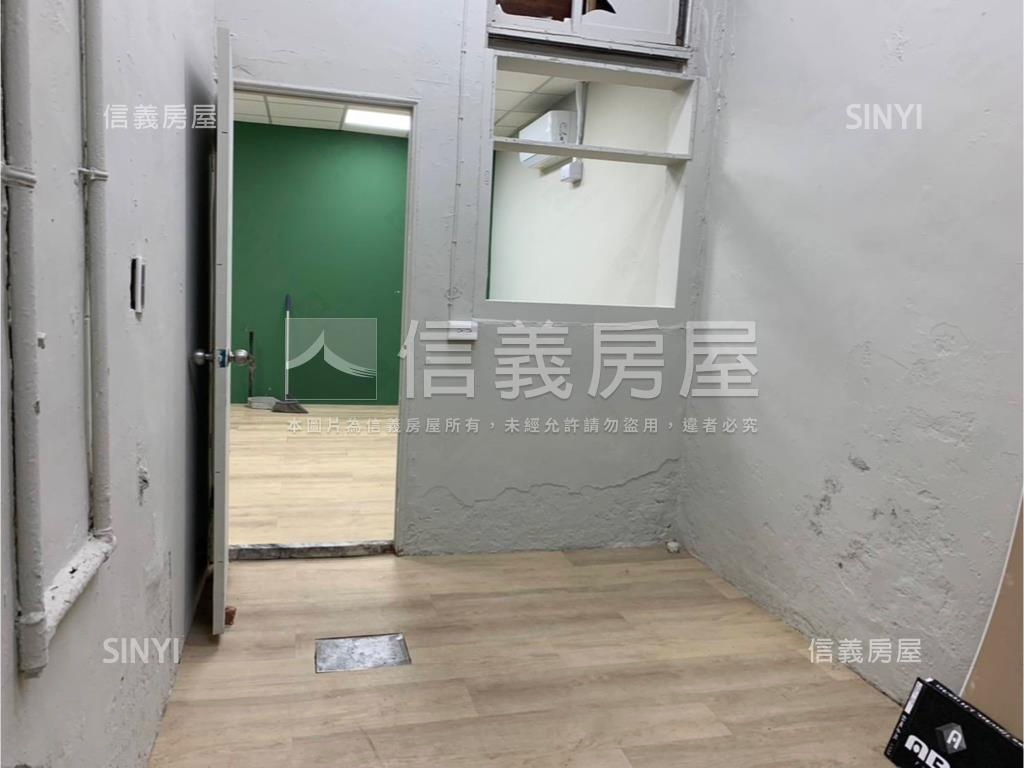松江長安角間店面房屋室內格局與周邊環境