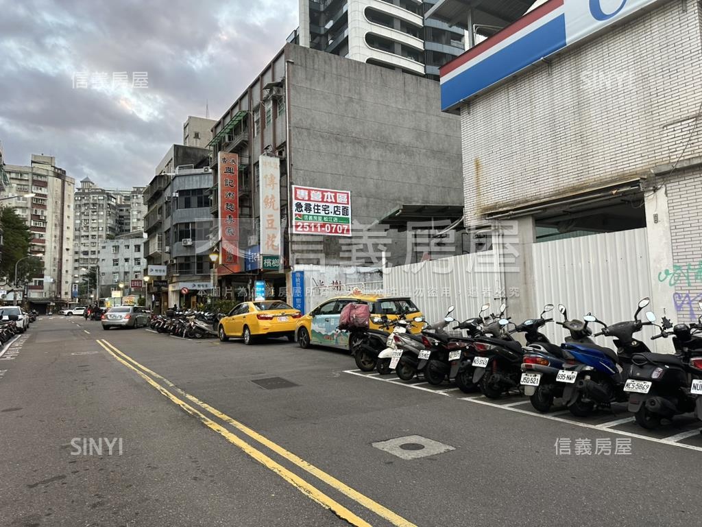 松江長安角間店面房屋室內格局與周邊環境