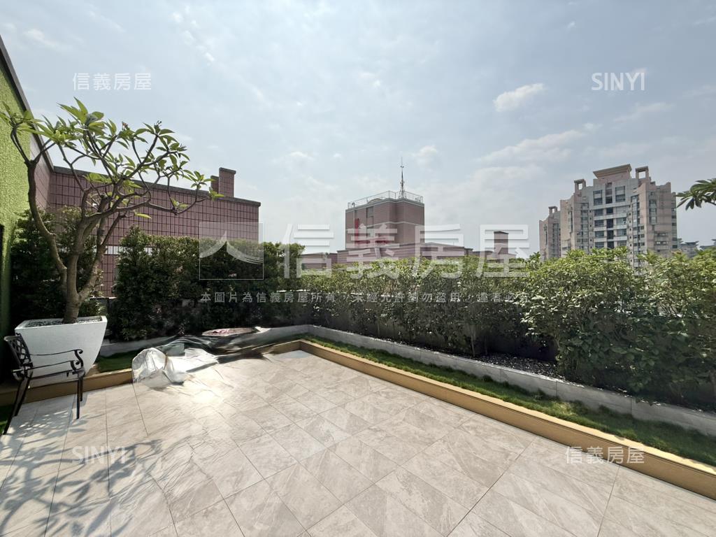 精美裝潢稀有樓中樓近漢神房屋室內格局與周邊環境