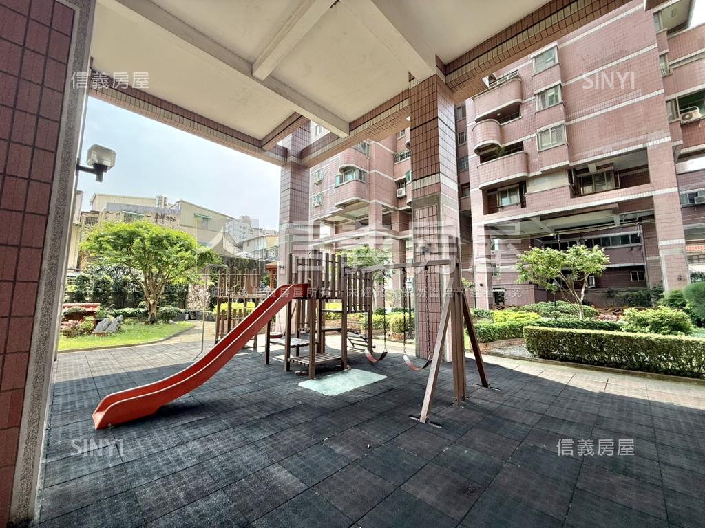 精美裝潢稀有樓中樓近漢神房屋室內格局與周邊環境