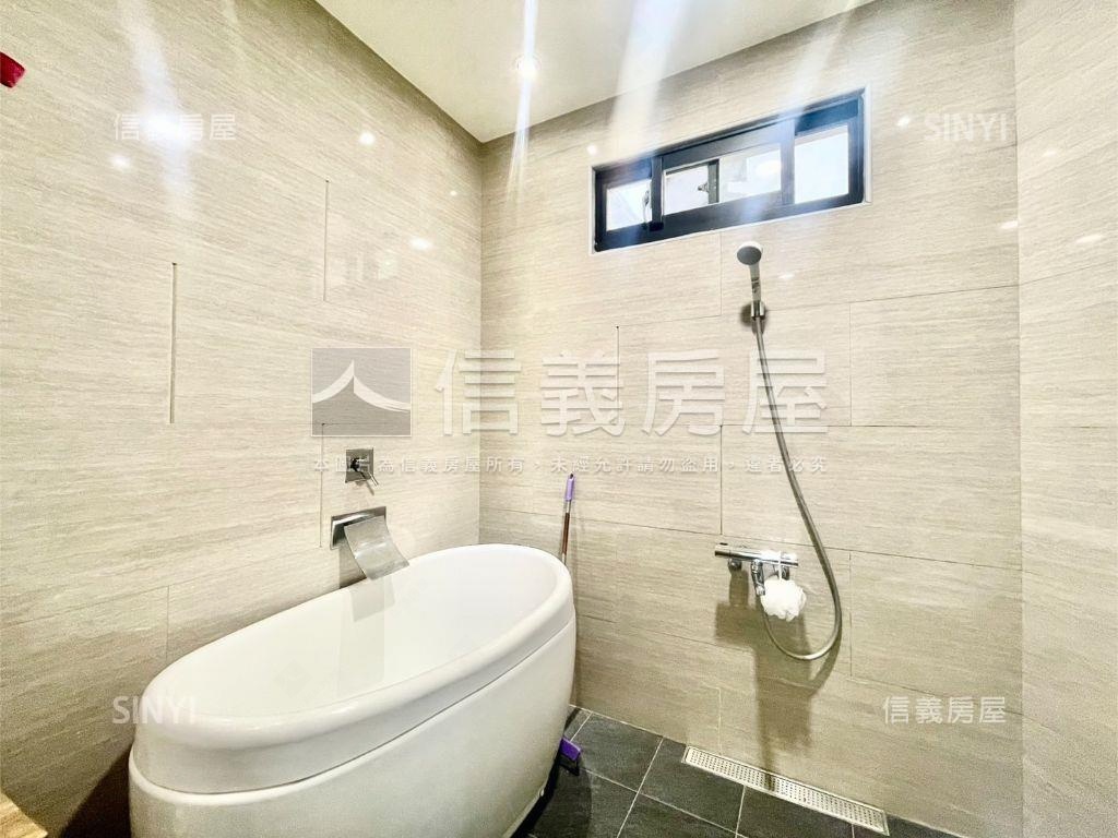西大路美裝潢邊間透天房屋室內格局與周邊環境