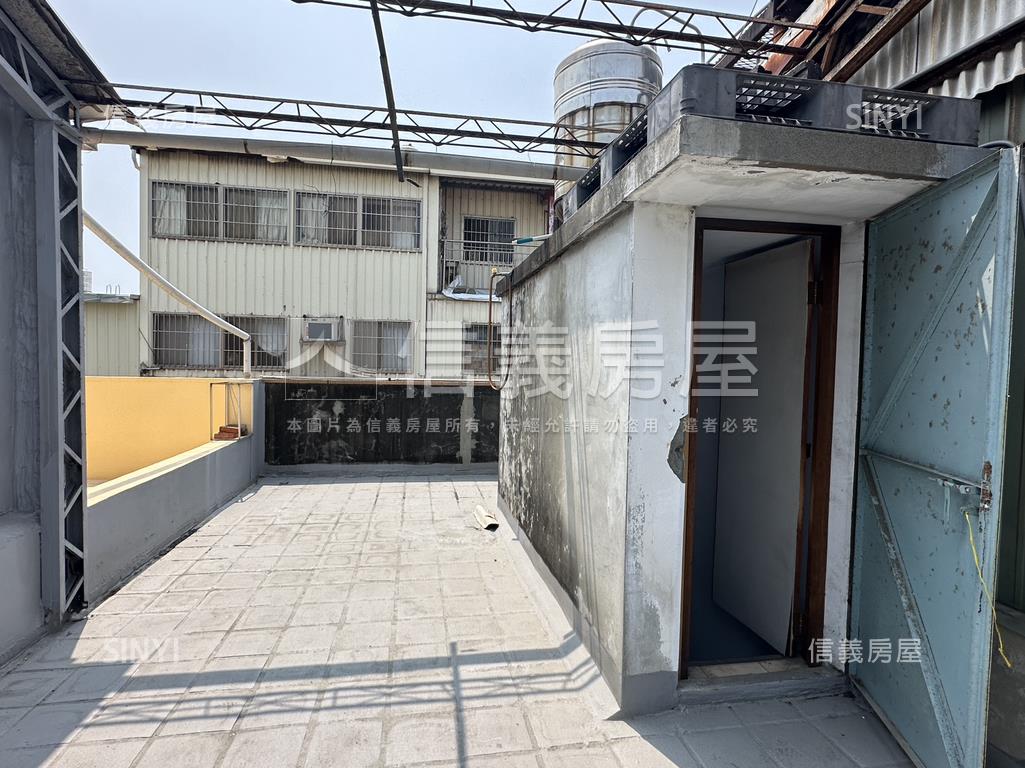 前路後巷車水馬龍黃金透店房屋室內格局與周邊環境