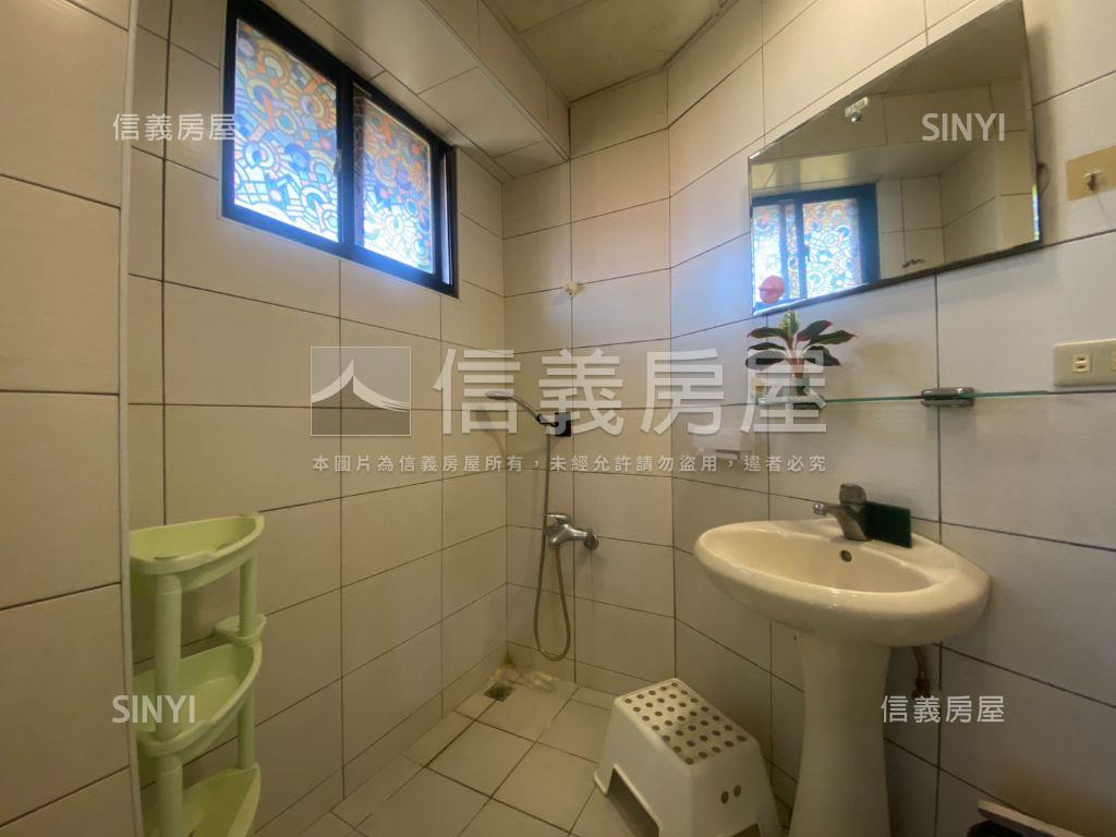 柳川近中華夜市低總價套房房屋室內格局與周邊環境