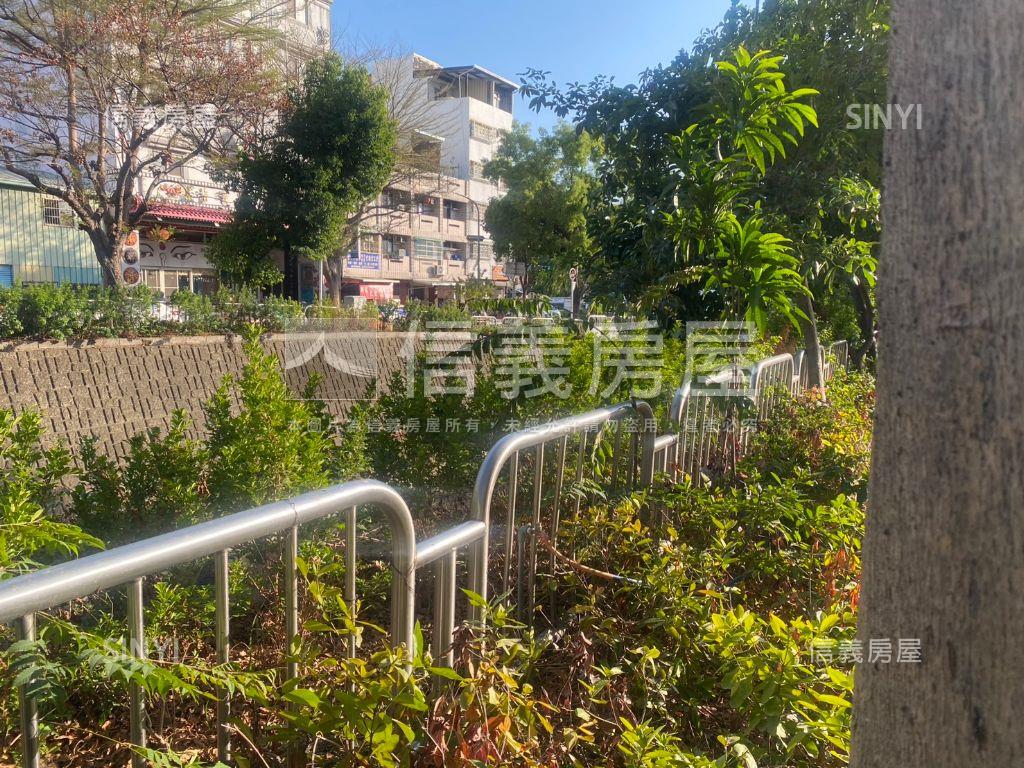 柳川近中華夜市低總價套房房屋室內格局與周邊環境