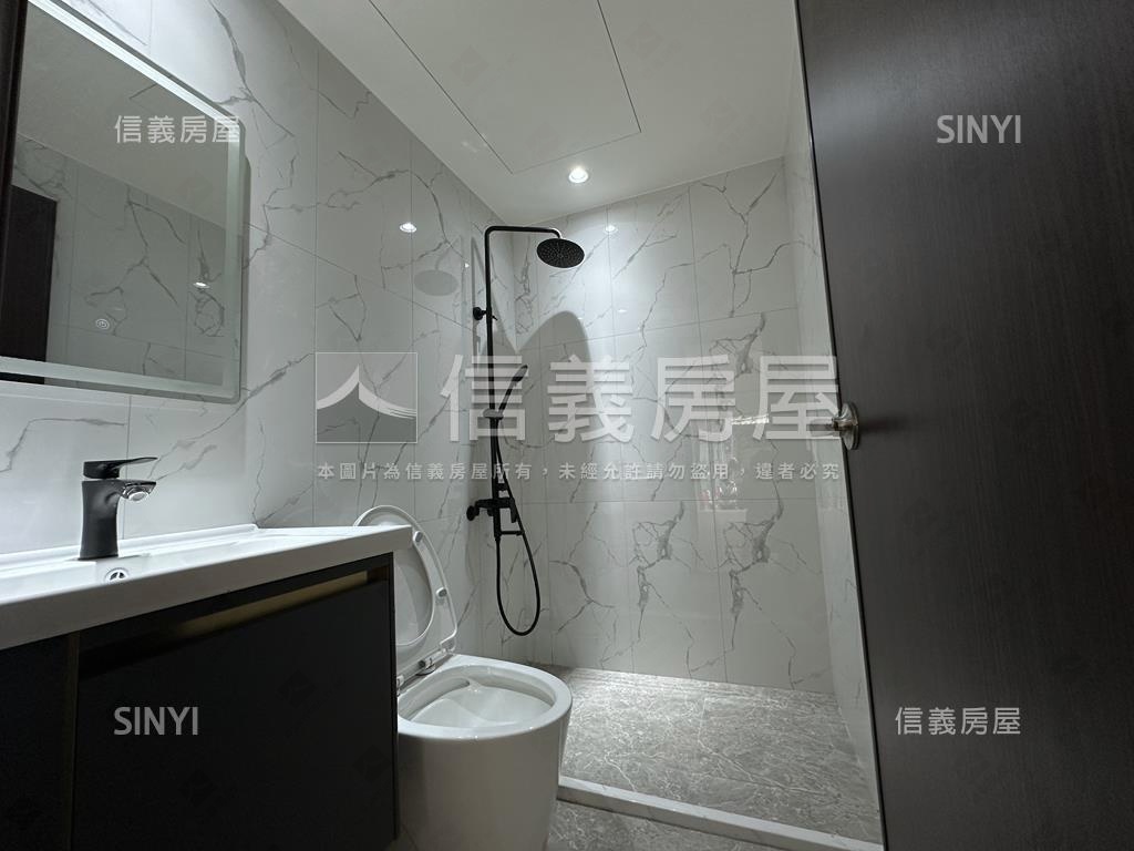 近台南大學双萊寓所店面房屋室內格局與周邊環境