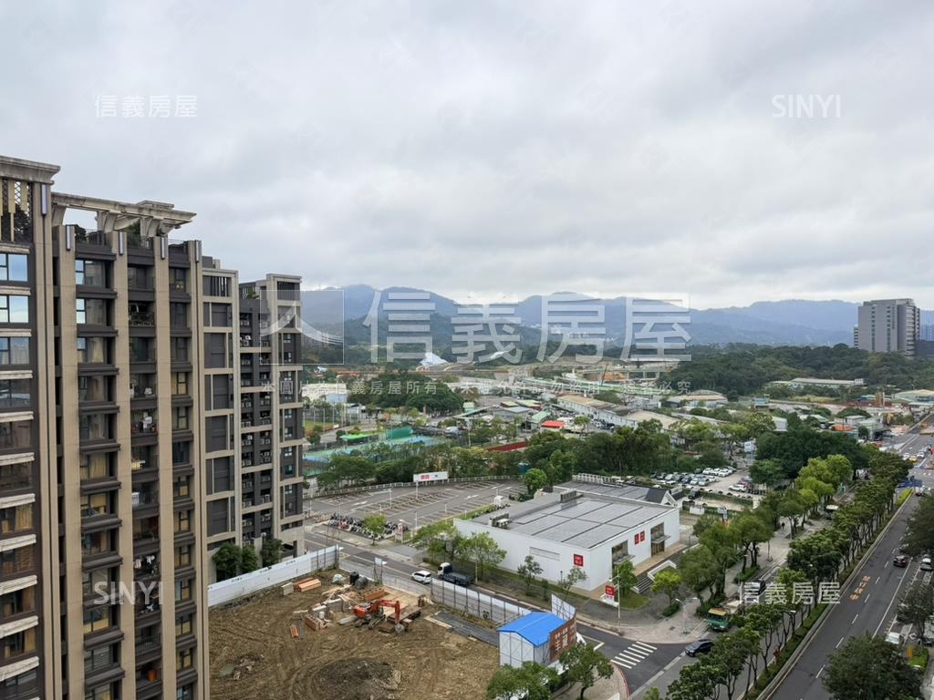 學世花園高樓２房帶車位房屋室內格局與周邊環境